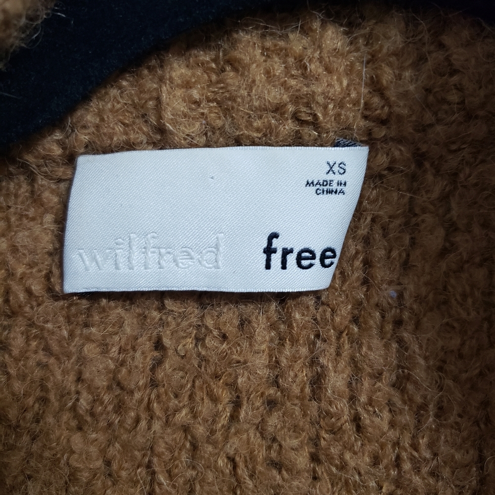 WILFRED FREE ARITZIA Brown Marilyn Cropped Alpaca Sweater - Picture 7 of 12